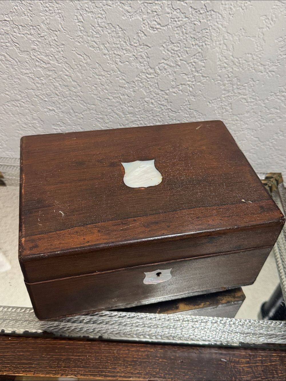 19th Century English Victorian Rosewood & Mother of Pearl Inlaid Jewelry Box